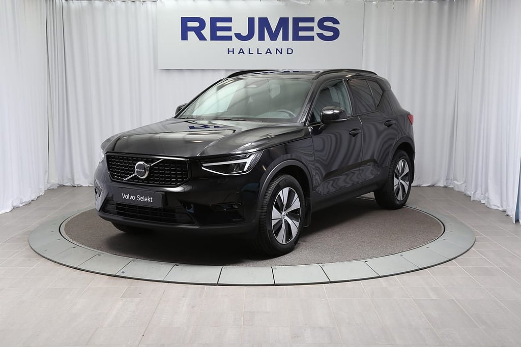Volvo XC40 B4 FWD Bensin Plus Dark |Drag |Kamera |Elstol