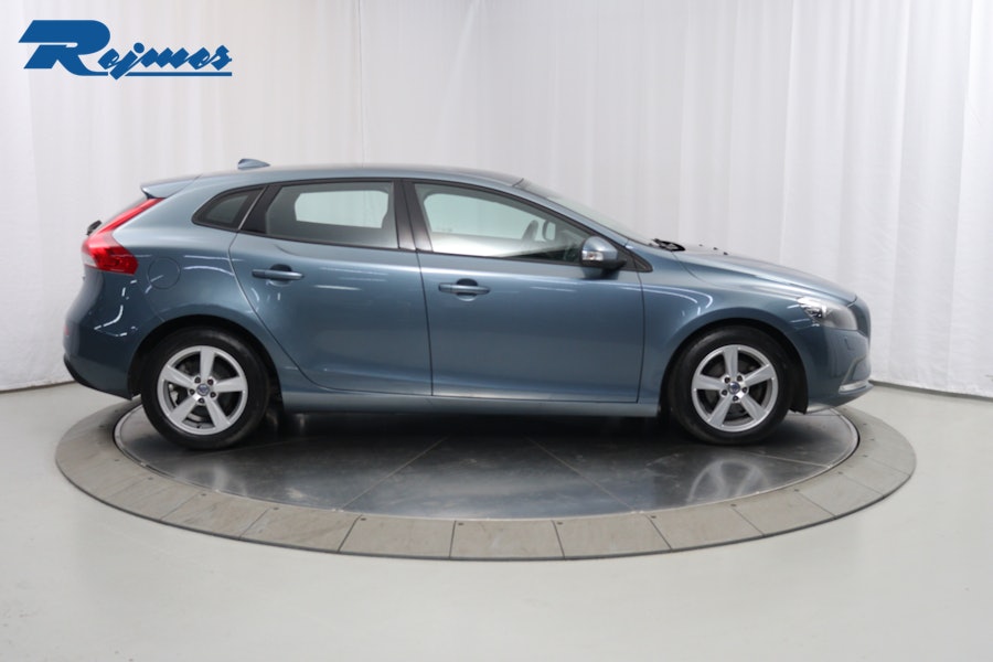 Volvo V40 D2 Your Kinetic 2014, bild 3/54