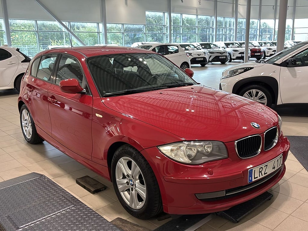 BMW 118d Steptronic Comfort | M-ratt | Stolsvärme | PDC