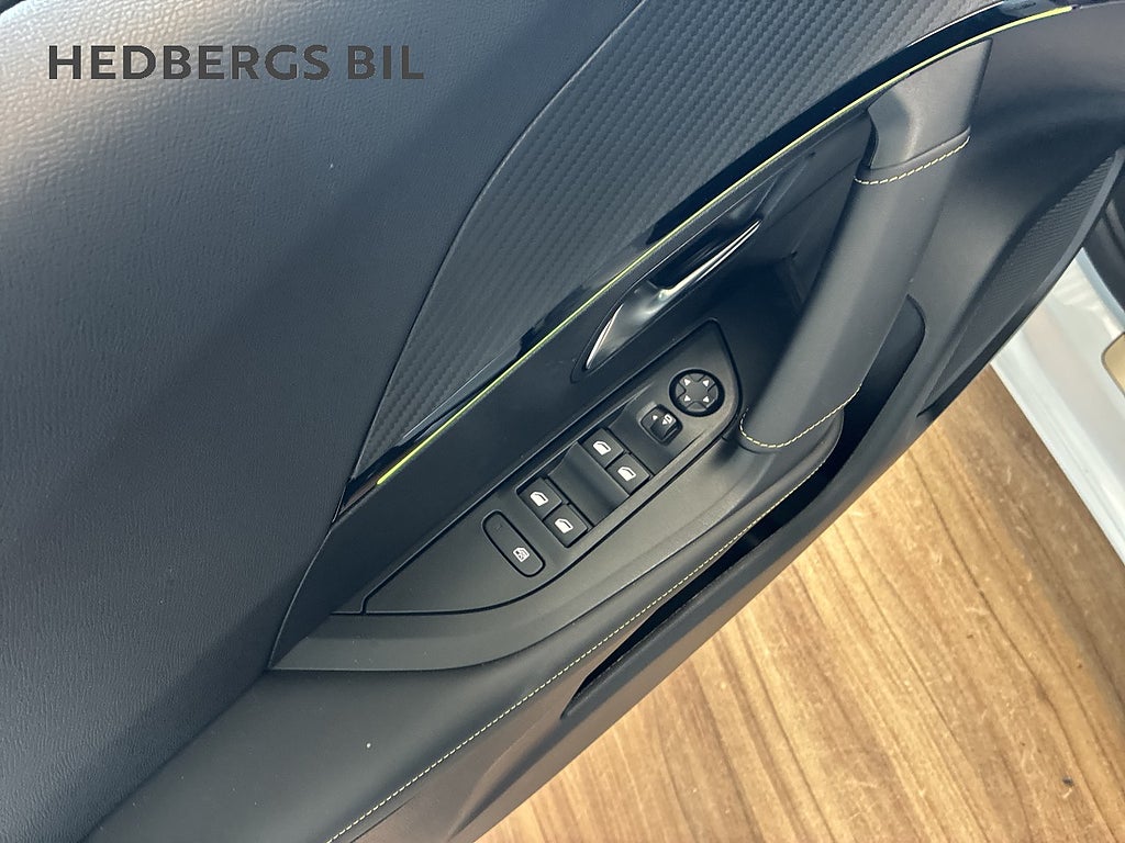 Peugeot 2008 1.2 PureTech 130 AUTOMAT GT  thumbnail