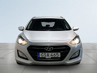 Hyundai i30 Kombi 1.6 CRDi Comfort Drag Rattvärme MoK S/V-hjul – bild 2