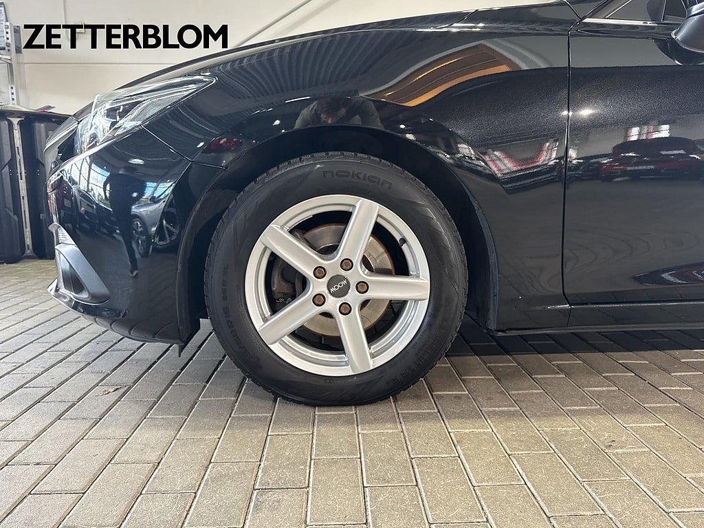 Sedan Mazda 3 13 av 15
