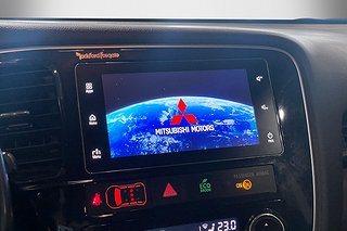 SUV Mitsubishi Outlander 14 av 21