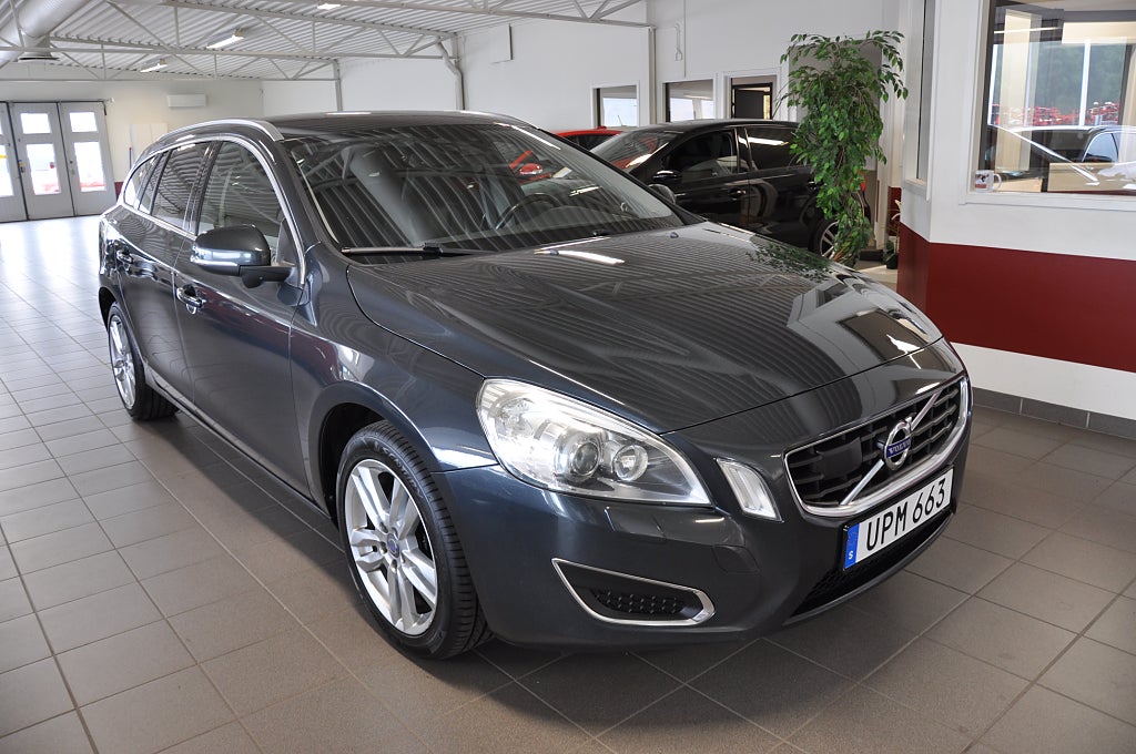 Volvo V60 D3 163HK Summum