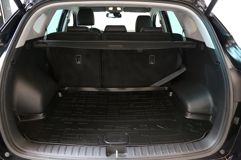 Hyundai Tucson 1,6 T-GDI 177hk Premium AWD Aut 360° Skinn Navi 19" 2019