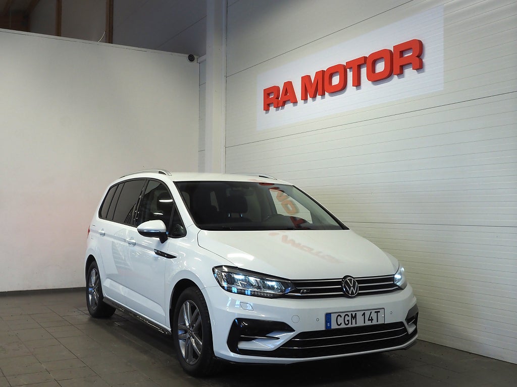 Volkswagen Touran 1.5 TSI 150hk DSG R-Line | 7-sits | Pluspaket |