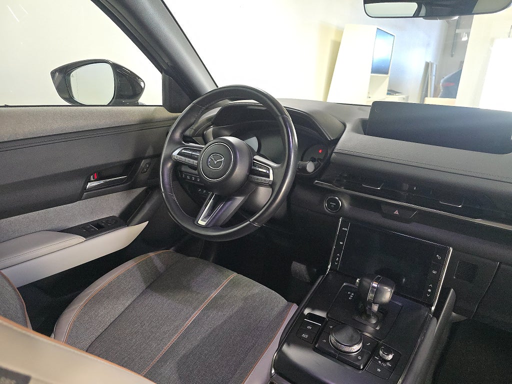 Mazda MX-30 e-Skyactiv EV | Vinterhjul, Backkamera, Fullservad MOMS