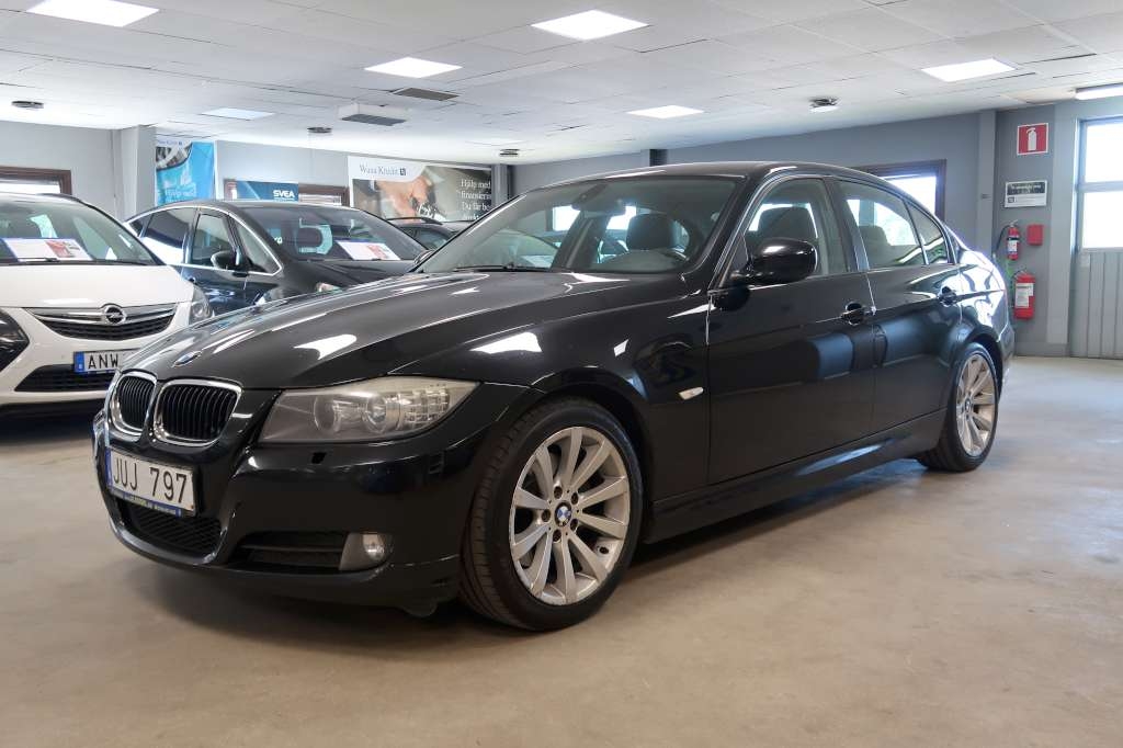 BMW 320 d Sedan Comfort, Dynamic Euro 5 2009, kuva 3/37