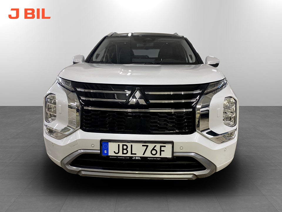Bild på Mitsubishi Outlander Instyle PHEV 306hk Aut 4WD B-KAMERA NAVI