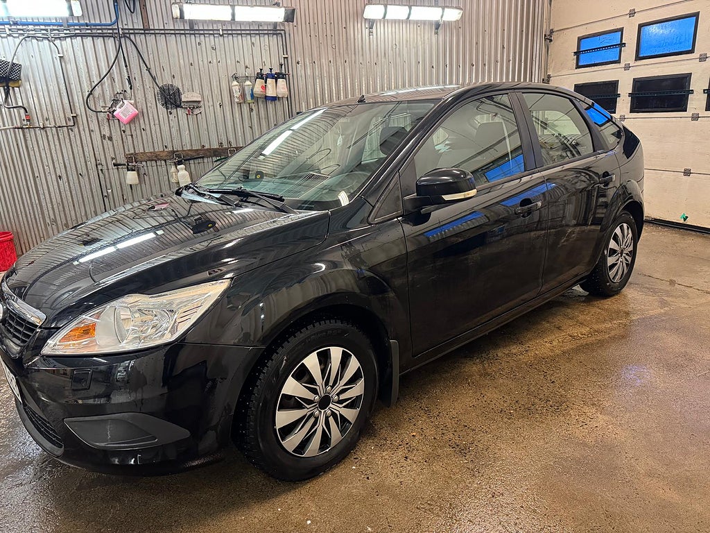 Ford Focus 1.8 Flexifuel 14900 Mil Trend Euro 4