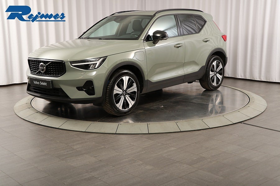 Volvo XC40 Recharge T4 Plus Dark