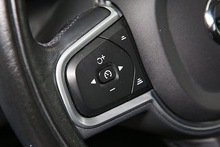 SUV Volvo XC60 15 av 28