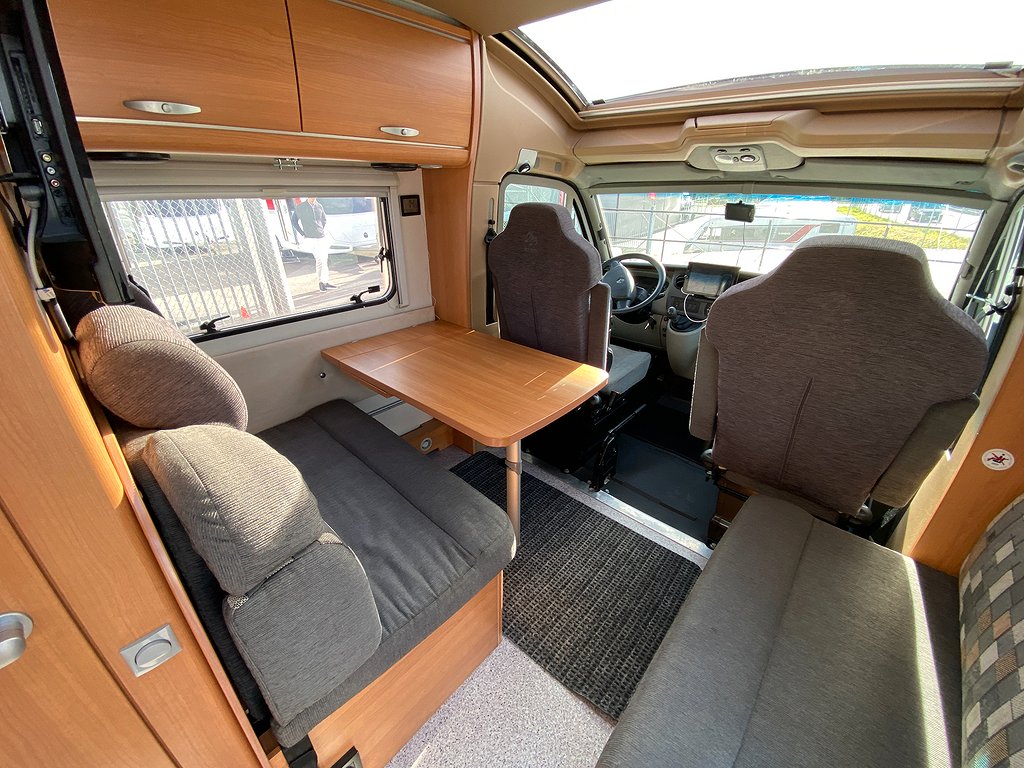Knaus Sport TI 650 MG / AC bodel / Solcell / B-körkort - Knaus