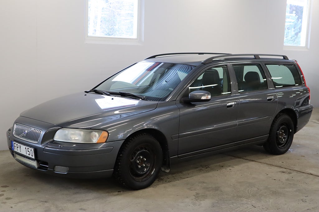 Volvo V70 2.4 Classic Momentum *Drag/M-värm* (170HK)