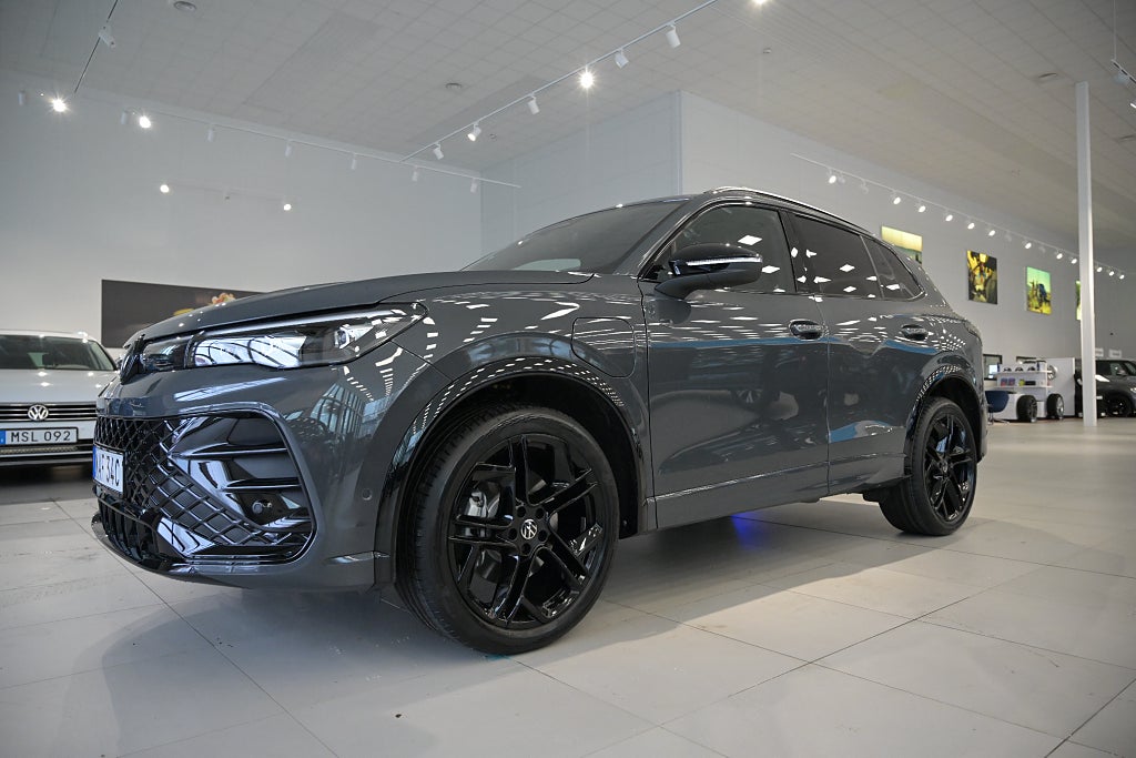 Volkswagen Tiguan eHybrid R-Line SWE - SUPERKAMPANJ