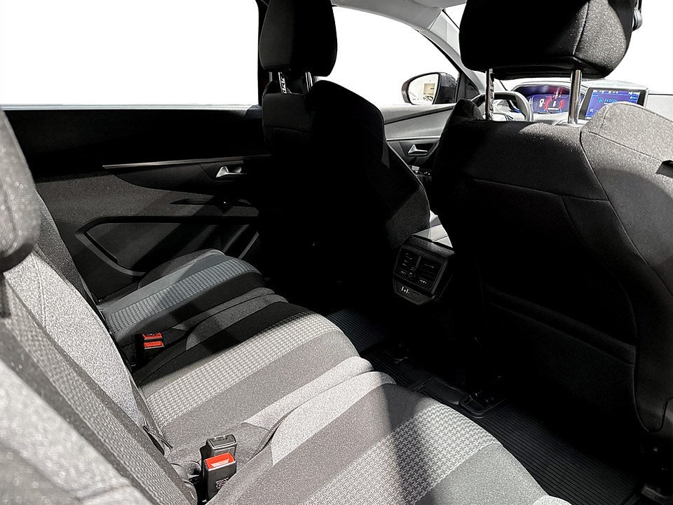 Bild på Peugeot 5008 Active 1.2 PT 130hk Aut - 7-SITS, B-KAMERA