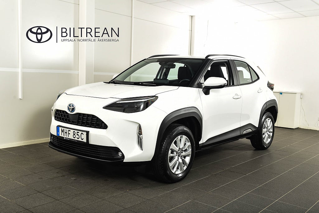 Toyota Yaris Cross 1,5 Elhybrid Active Backkamera Drag M&K-Värm