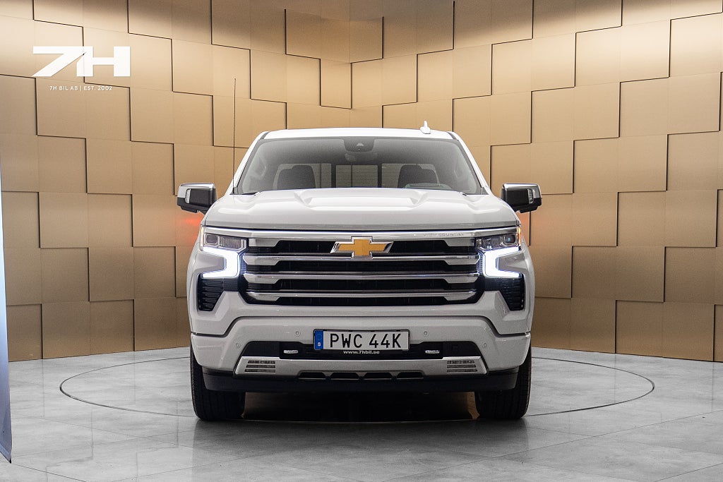 Chevrolet Silverado 1500 Crew Cab 3.0 Duramax D / 360° / Taklucka / BOSE®