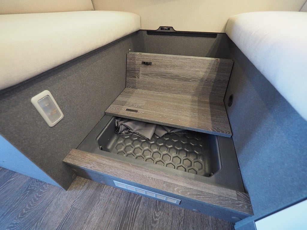 Weinsberg CaraLife 630 LQ # Van Life I Camper I Plåtis