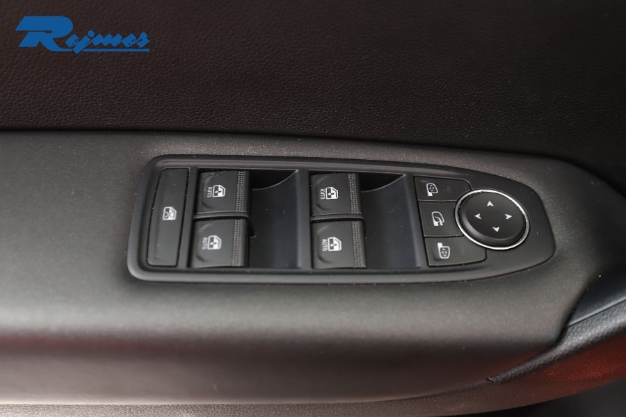Renault Captur II TCe 140 Equilibre EDC 2024, bild 7/10
