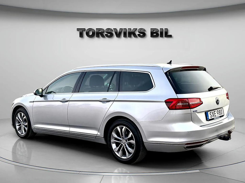 Volkswagen Passat Variant GTE 1.4 TSI ACT Nybesiktigad Kamrem bytt - miniatyr 4