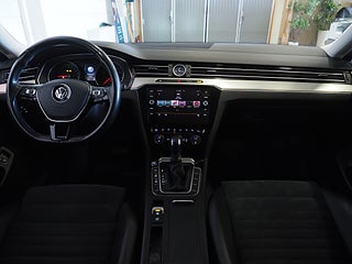 Kombi Volkswagen Passat 13 av 24