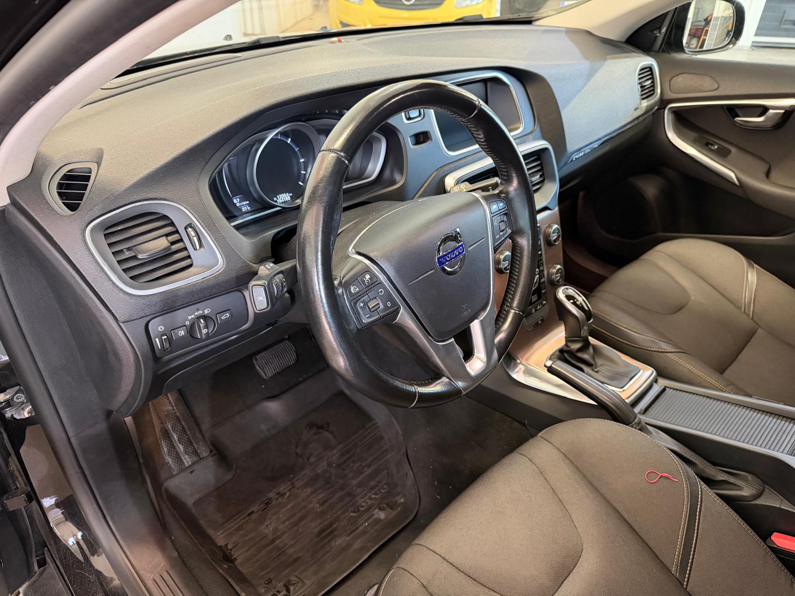 Volvo V40 Cross Country 2016, bild 5/41