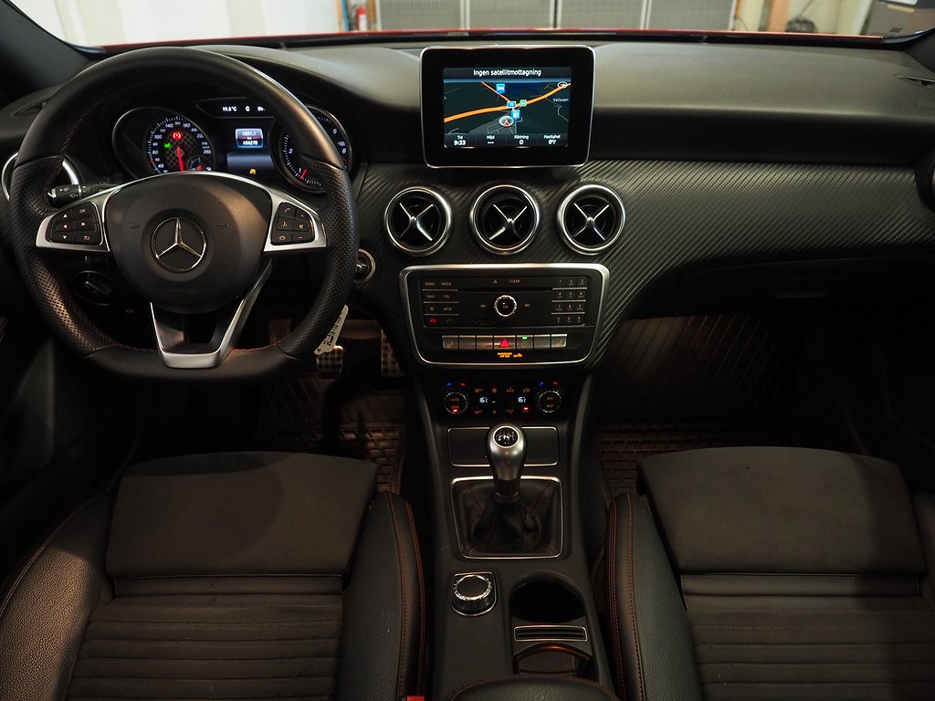 Mercedes-Benz A 200 d AMG Sport | Navigation 2016
