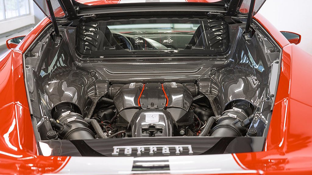 Ferrarin har 720 hästkrafter. 