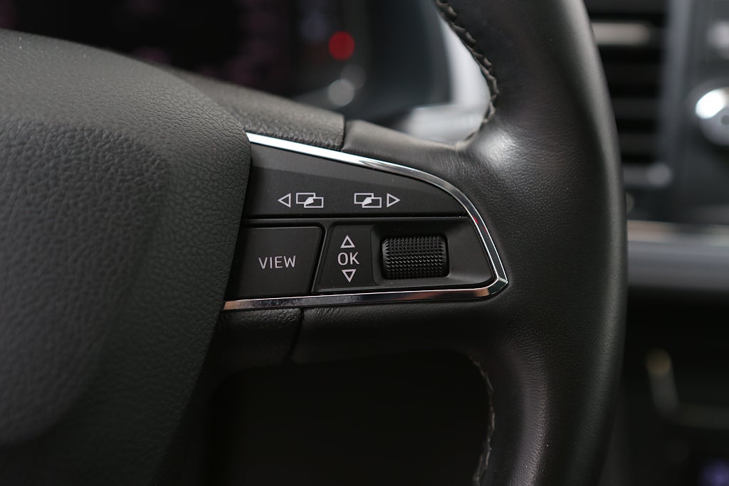 Seat Leon 1,0 TSI 115hk Style 5D Panorama Kamera Cockpit 2020