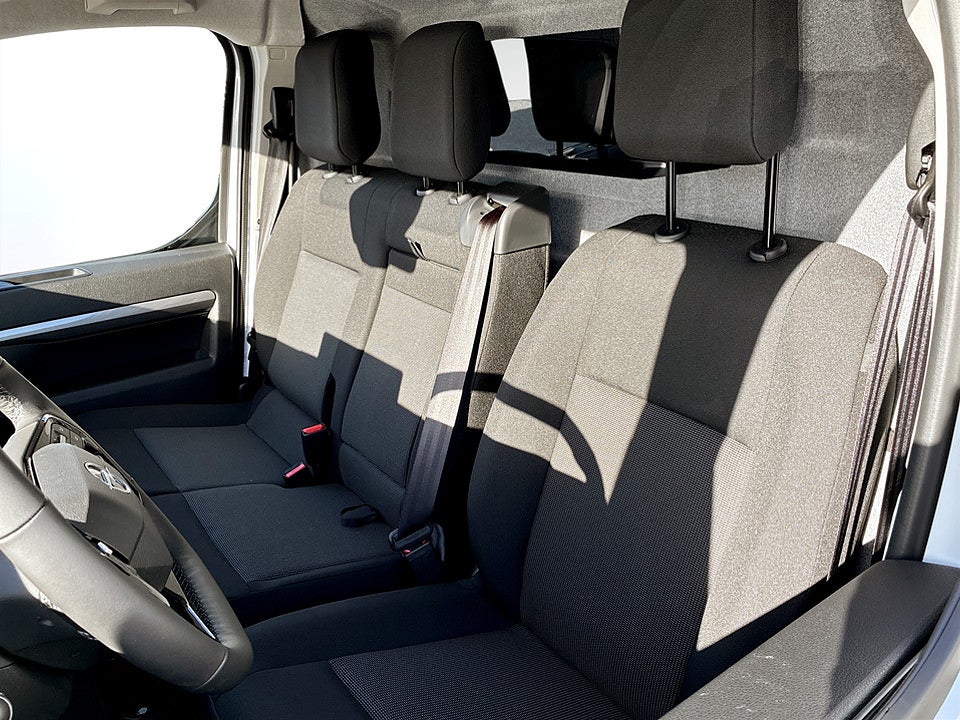 Bild på Opel Vivaro Elite GS-Line 150hk Aut L2 - DIESELVÄRMARE MM INGÅR!