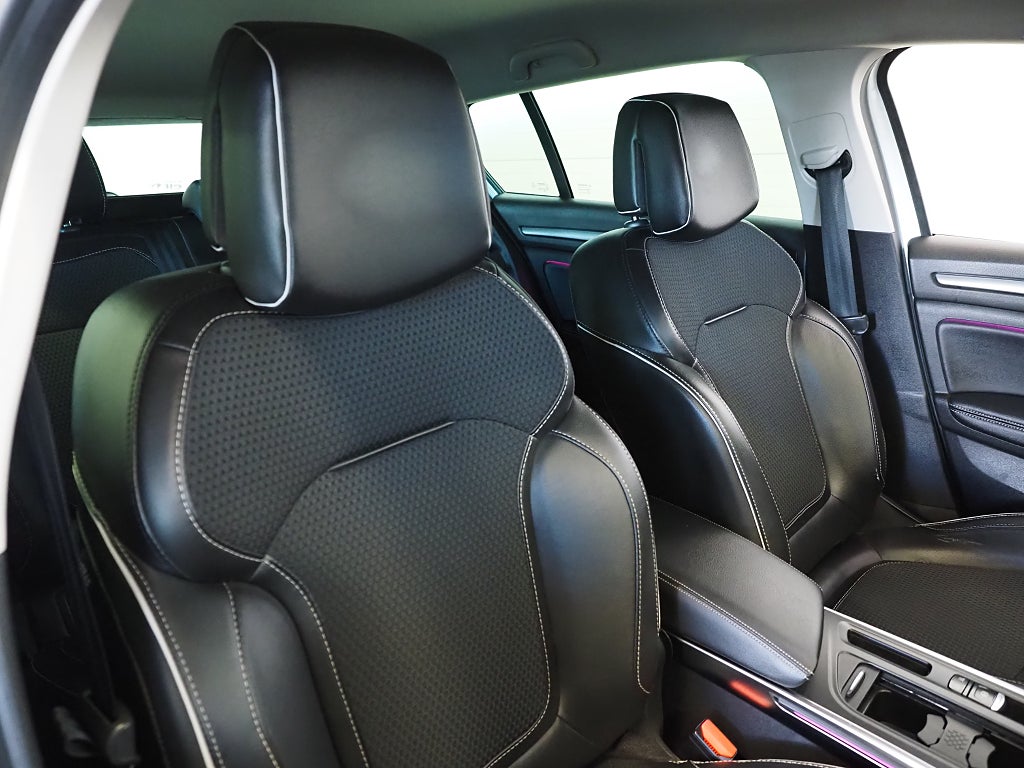 Renault Mégane Sport Tourer 1.2 TCe EDC 132hk | Navi | Kamera | Drag | 2018