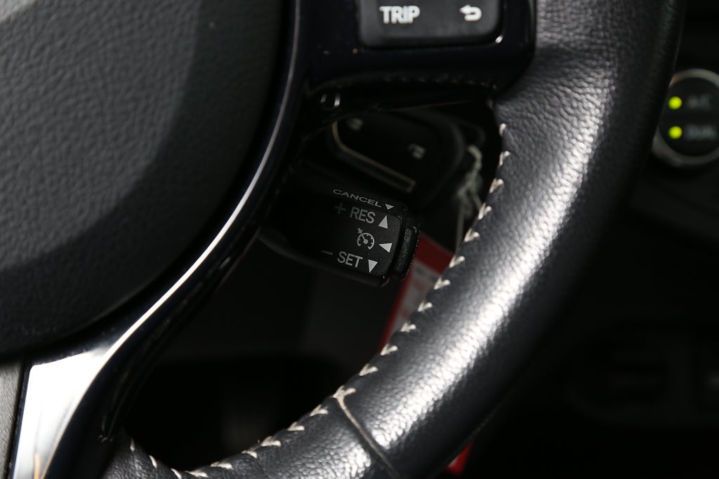 Toyota Yaris 1,5 Hybrid 101hk e-CVT Active Aut Kamera 2017