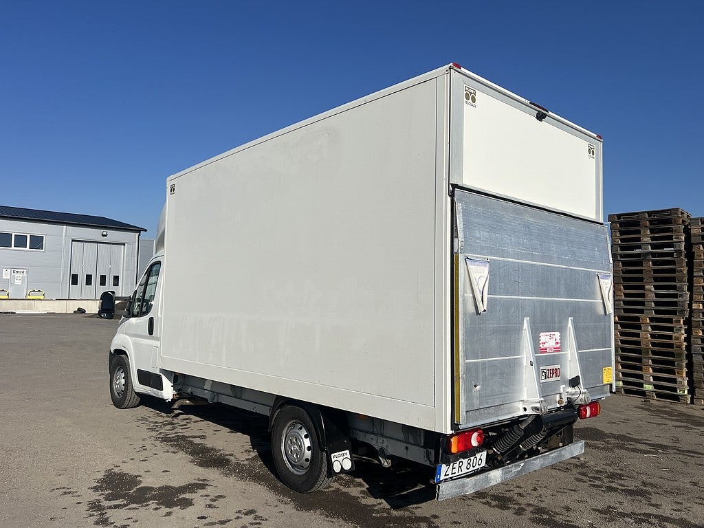 Peugeot Boxer Chassi Cab 335 2.0 BlueHDi Euro 6, bild 2