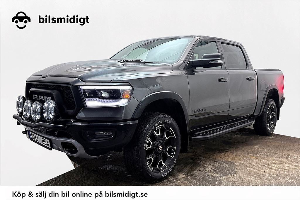 Dodge RAM 1500 Crew Cab 5.7 V8 HEMI 4x4 REBEL Drag Läder Pano Navi Kamera 