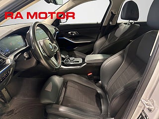 Kombi BMW 330e 9 av 27