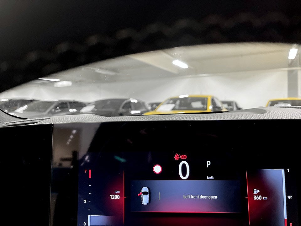 Bild på Opel Astra ST GS 1.2 PT 130hk Aut - B-KAMERA,NAV,CARPLAY