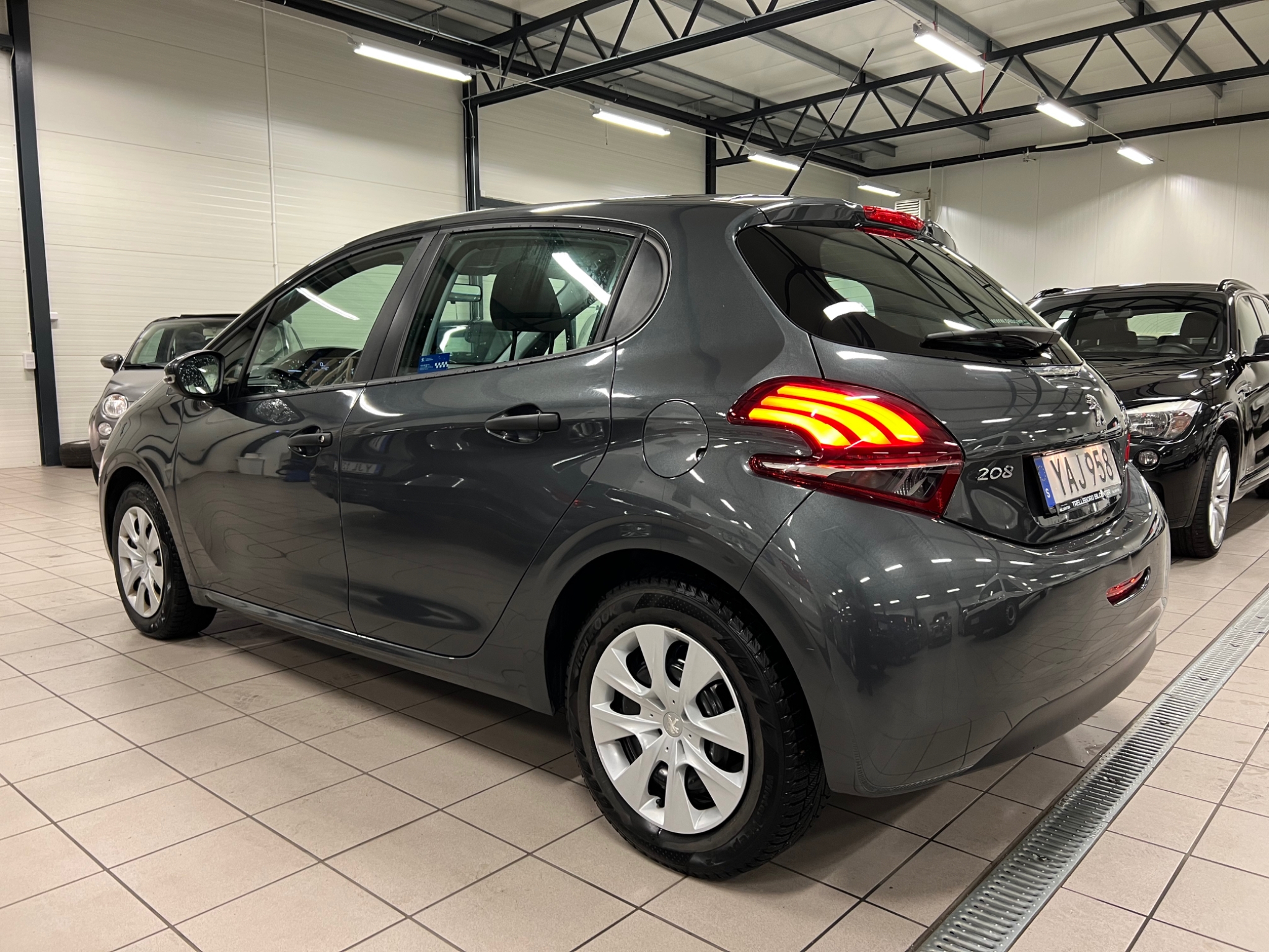 Peugeot 208 5-dörrar 1.0 VTi 68hk 2016, bild 6/49