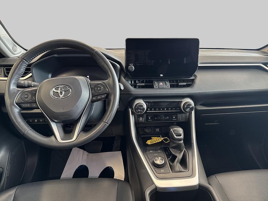 Toyota RAV4 2023 - miniatyr 9