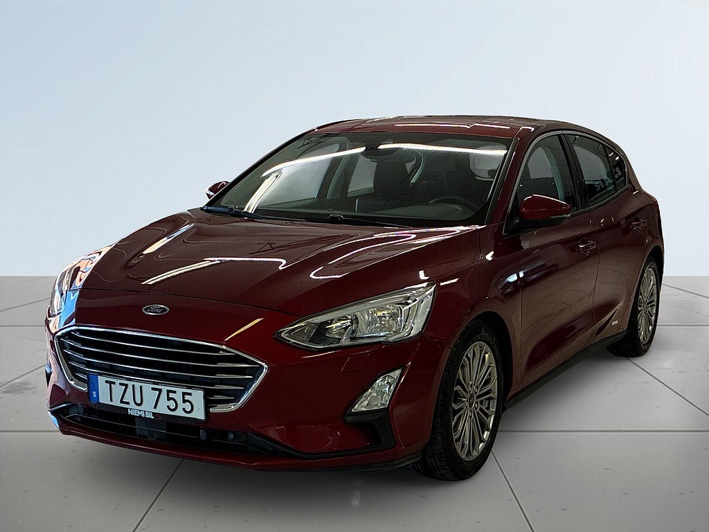 Ford Focus 1.0 Titanium Launch Ed Backkamera Mvärme Dragkrok S&V