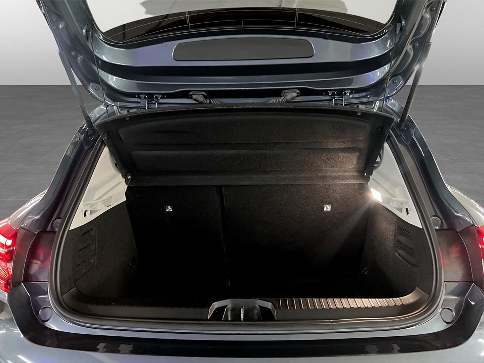 Bild på Renault Clio Intense 1.3 TCe 130hk Aut B-KAMERA CARPLAY