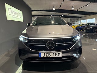 SUV Mercedes-Benz EQA 12 av 24