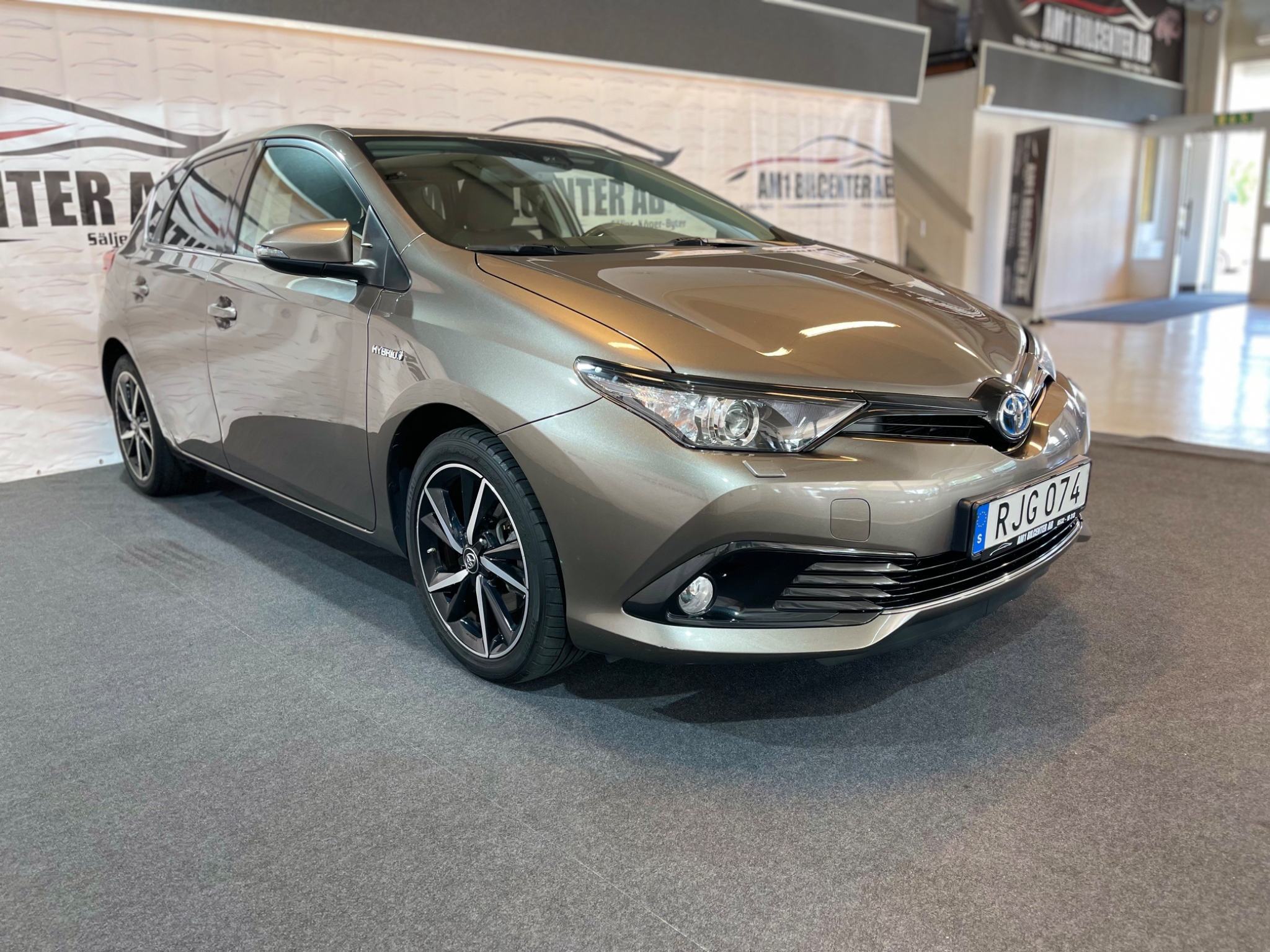 Toyota Auris 2018, bild 2/58