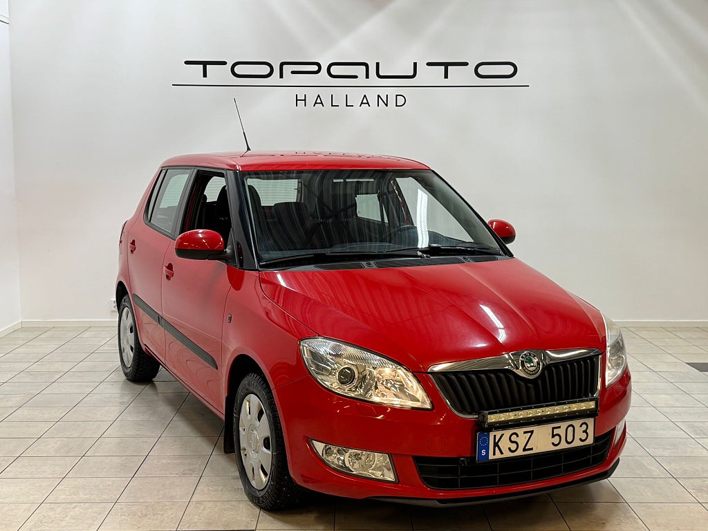 Skoda Fabia 1.2 TSI Elegance|1-Ägare|Låg mil|Nyservad|Nybes