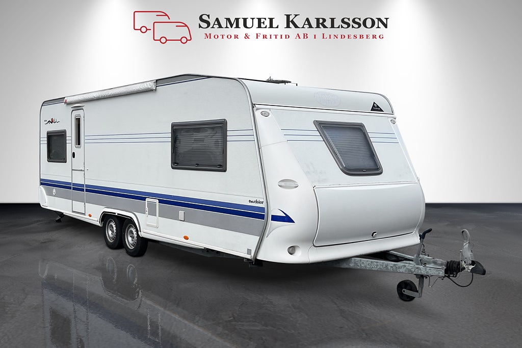 Hobby 610 UF Excelsior | ALDE | Golvvärme | Gasolugn | Rundsoffa