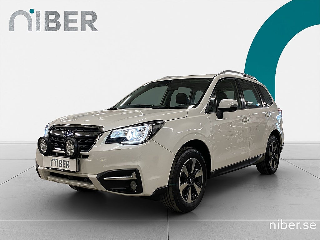 Subaru Forester 2.0 4WD Läder, Drag, Backkamera, 1 BRUKARE, Pano