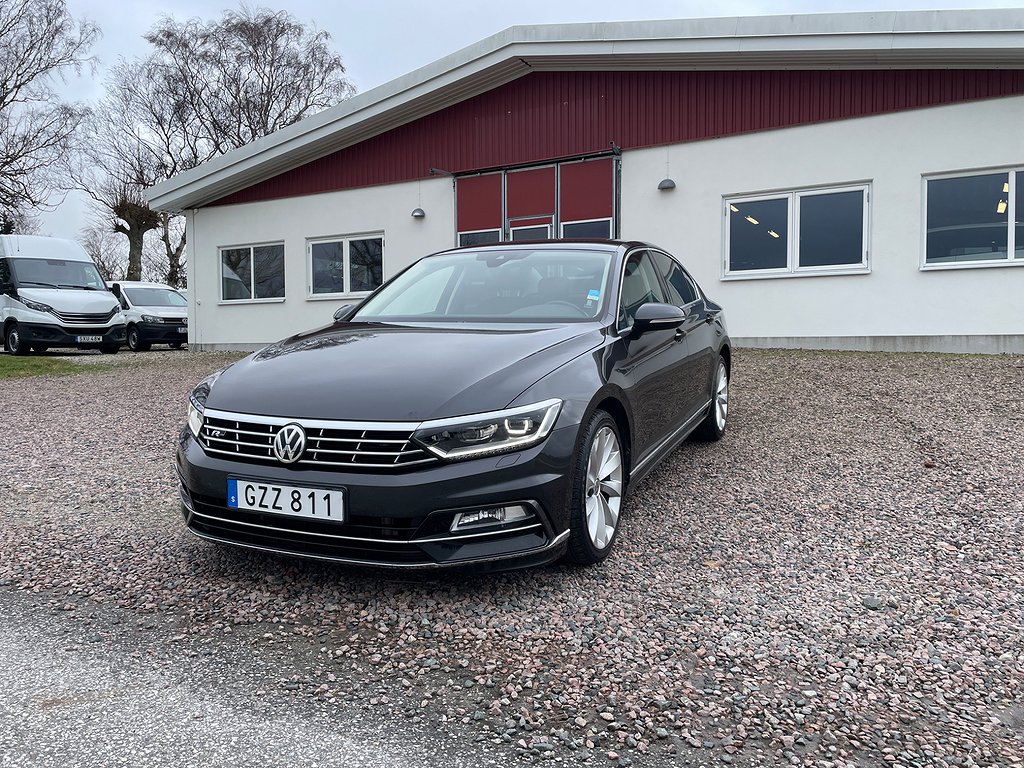 Volkswagen Passat 2.0 TSI Executive R-line