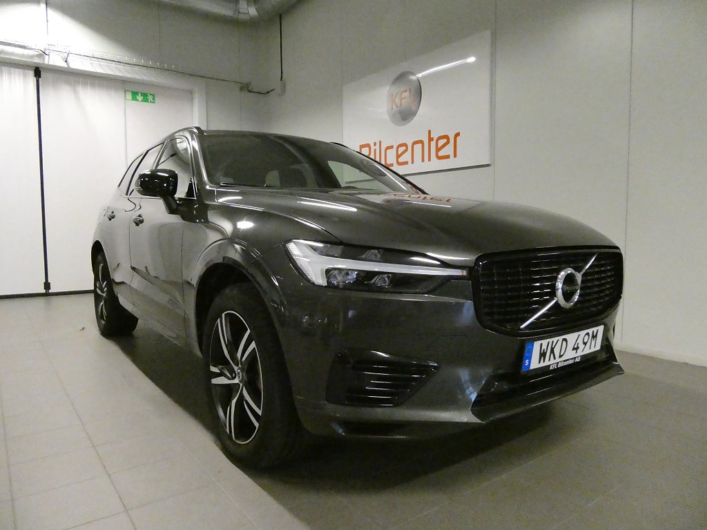 Volvo XC60 Recharge T6 AWD R-Design Drag-Pano-H&K-HUD-Värmare-SoV