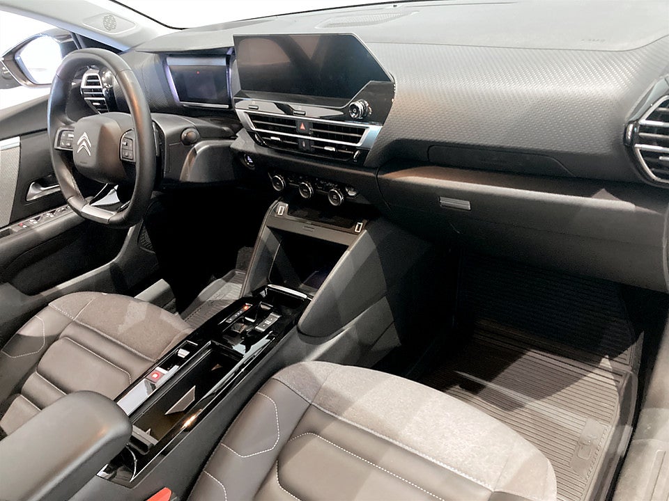 Bild på Citroën C4 Shine 1.2 PT 130hk Aut B-KAMERA NAVI