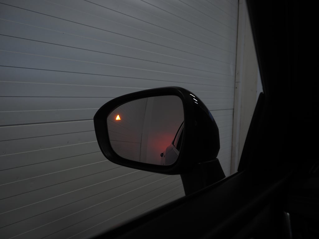 Nissan Qashqai e-POWER 190hk Tekna + Pano Skinn Drag 360° Massage Navi 2022